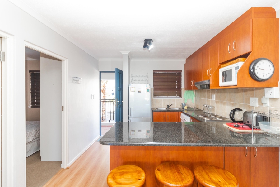To Let 2 Bedroom Property for Rent in Gordons Bay Central Western Cape